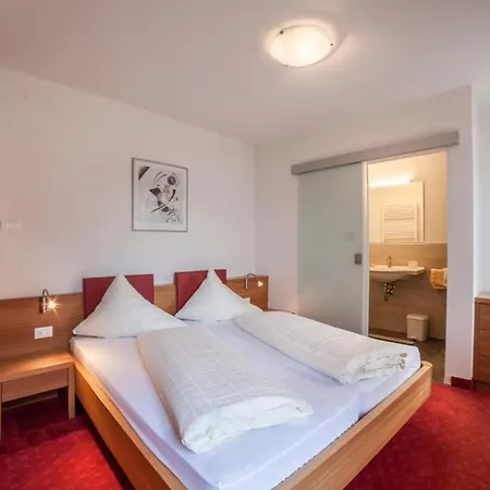 Laugen Rainegg Apartment